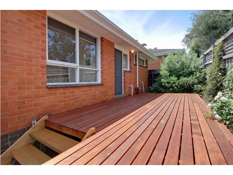 2/24 Bath Street, Mornington VIC 3931