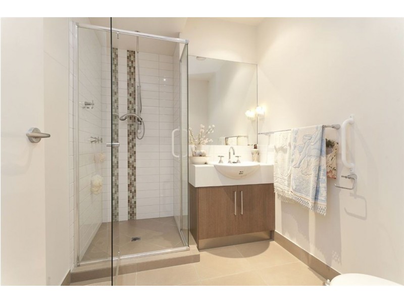 77b St Mitchells Circuit, Mornington VIC 3931