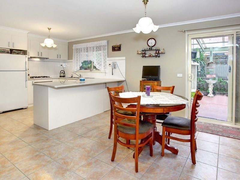 6 Pineview Court, Mount Martha VIC 3934