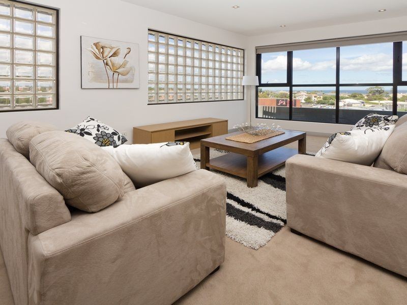 5/28 Main Street, Mornington VIC 3931