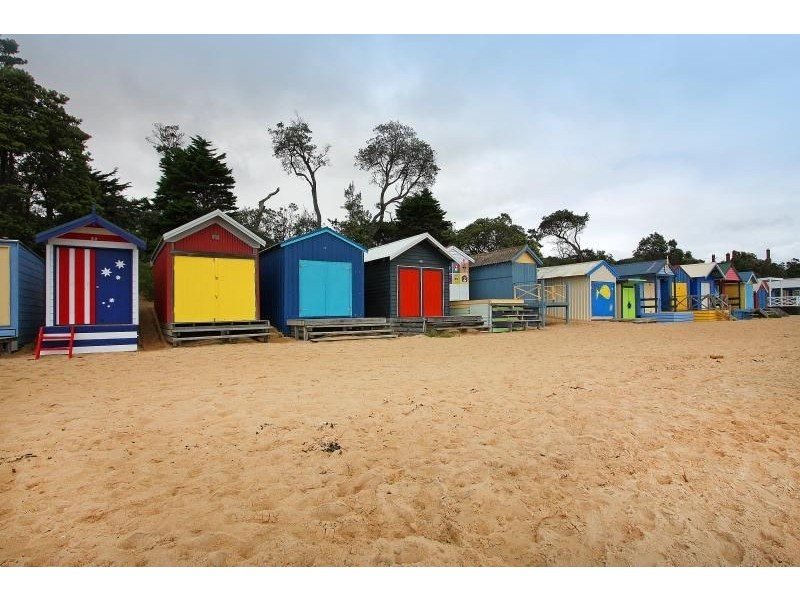 51 Mills Beach Beach Box, Mornington VIC 3931