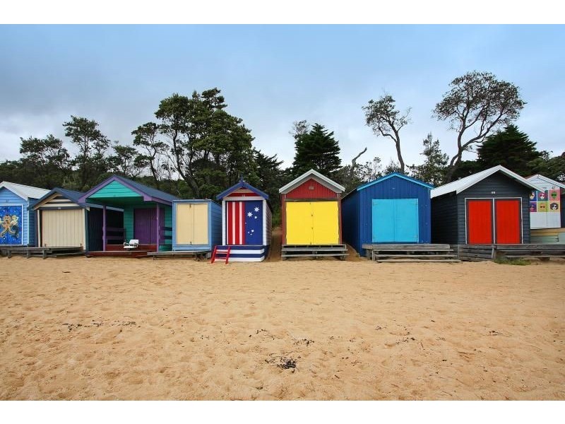 51 Mills Beach Beach Box, Mornington VIC 3931