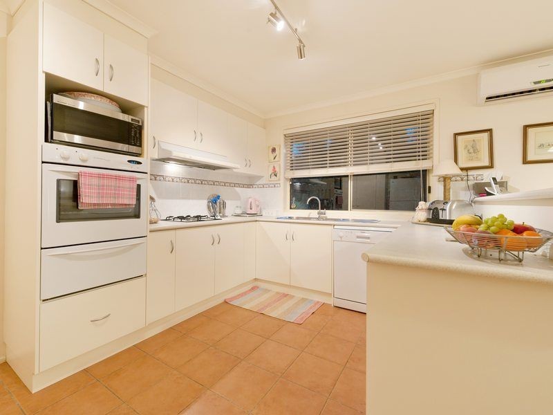 19 Bowman Drive, Mornington VIC 3931