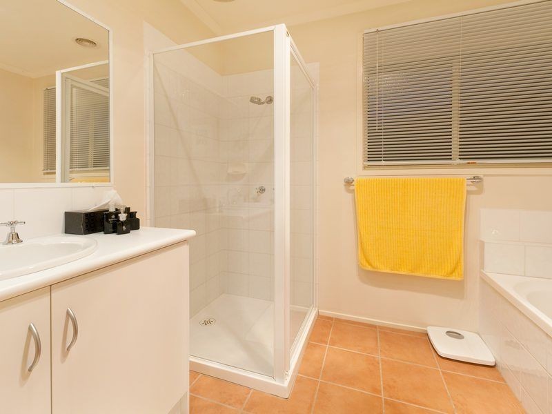 19 Bowman Drive, Mornington VIC 3931