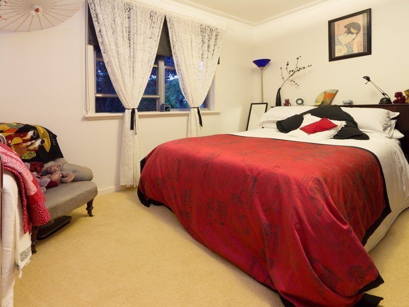 28 Carnoustie Grove, Mornington VIC 3931