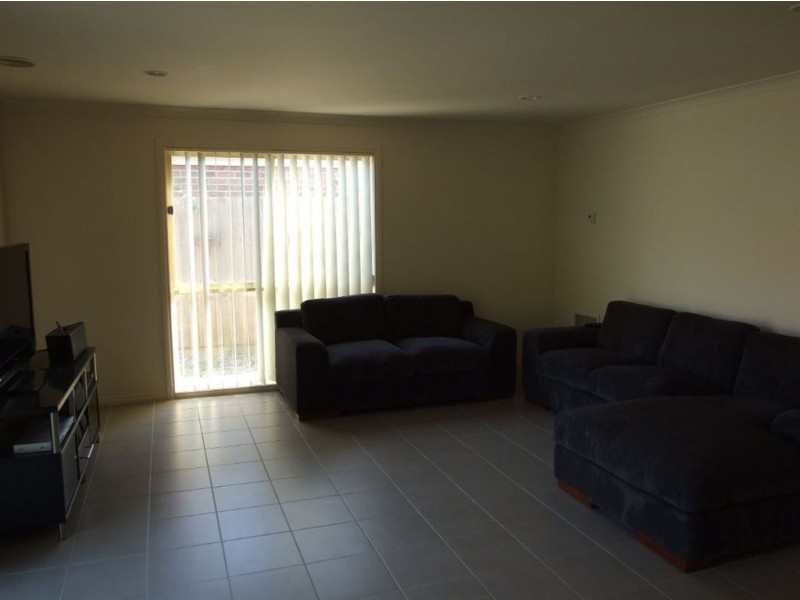 24 Meadow Crest Circuit, Mount Martha VIC 3934