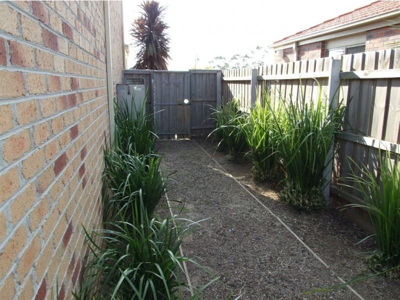 24 Meadow Crest Circuit, Mount Martha VIC 3934
