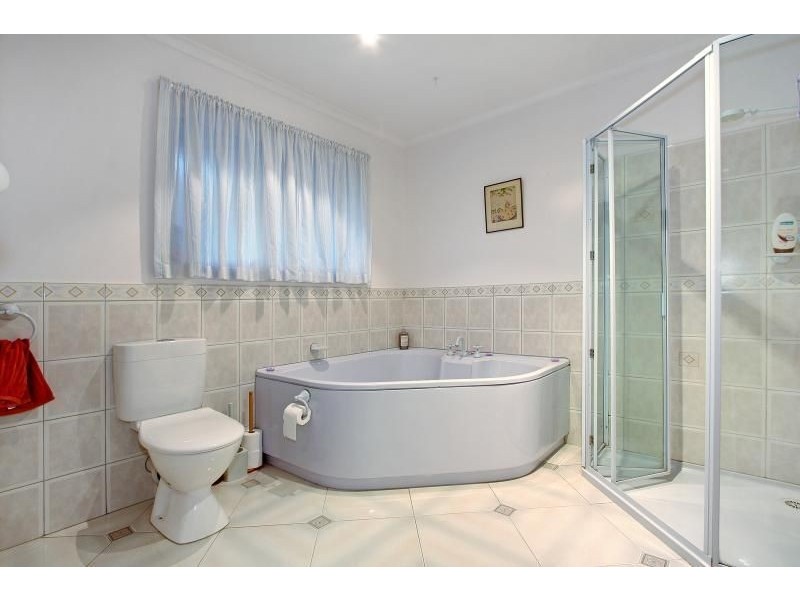 104 Glenisla Drive, Mount Martha VIC 3934