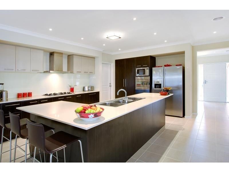 4 Creamery Place, Mount Martha VIC 3934