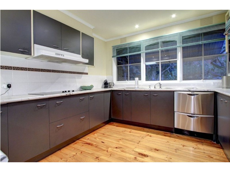 30 St Ives Grove, Mount Martha VIC 3934