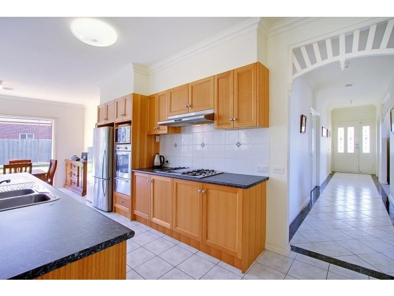 29 Summerfield Drive, Mornington VIC 3931
