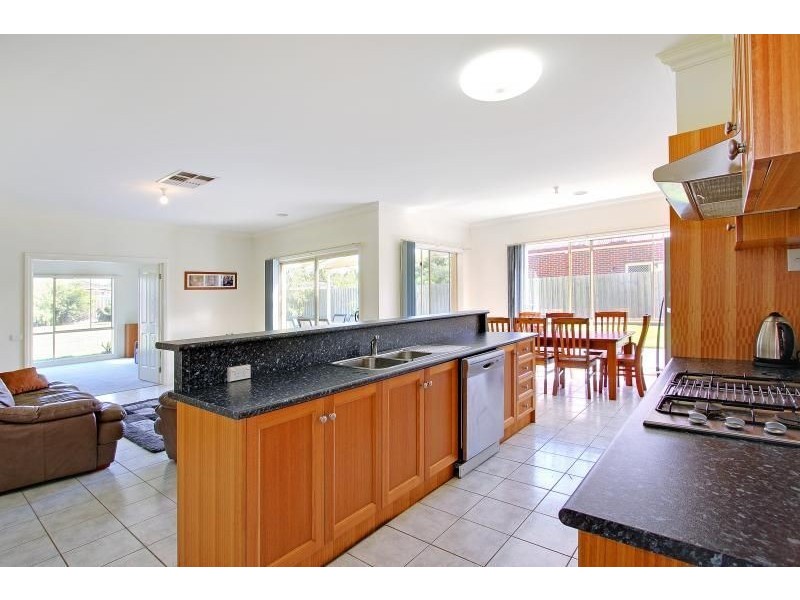 29 Summerfield Drive, Mornington VIC 3931
