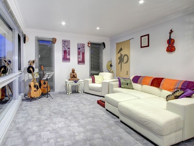 6 Orana Drive, Mount Martha VIC 3934