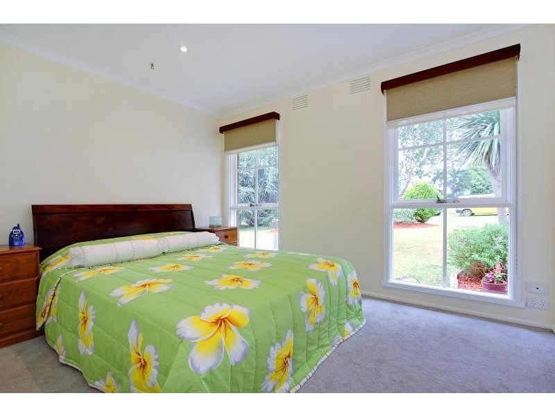 22 Pembroke Drive, Somerville VIC 3912