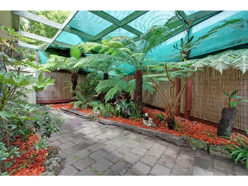 22 Pembroke Drive, Somerville VIC 3912