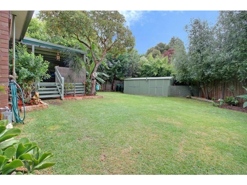 22 Pembroke Drive, Somerville VIC 3912
