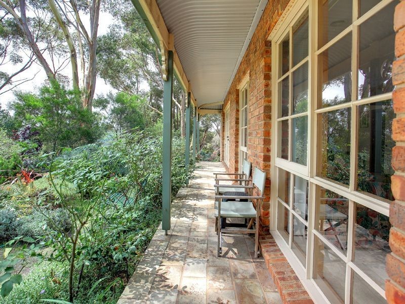 8 Solomons Terrace, Mount Martha VIC 3934