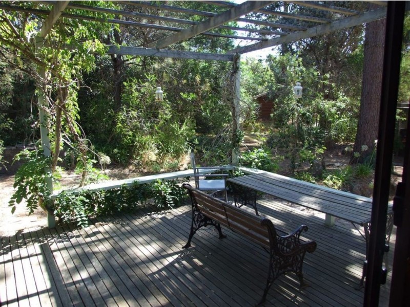 70 Kilburn Grove, Mount Martha VIC 3934