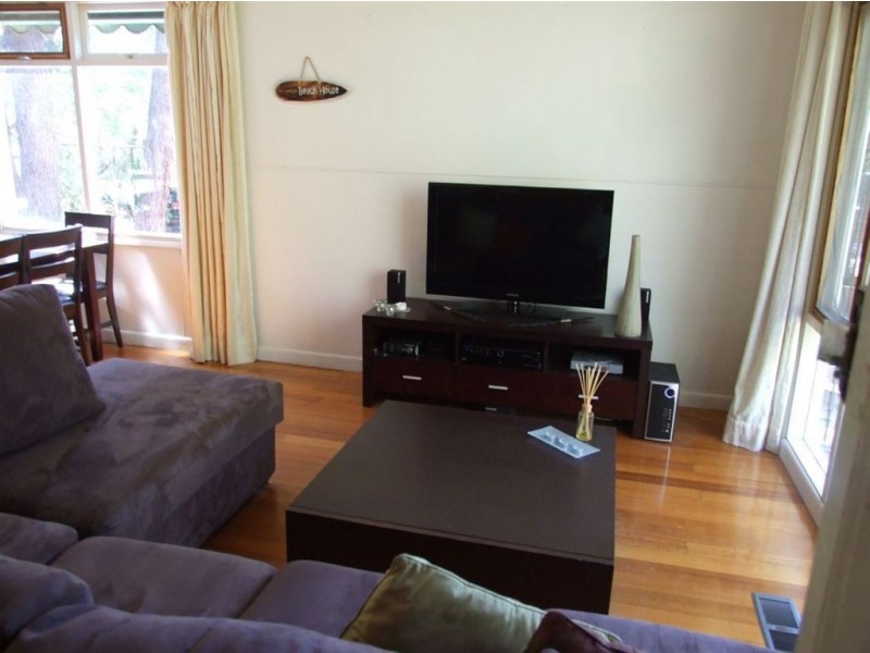 70 Kilburn Grove, Mount Martha VIC 3934