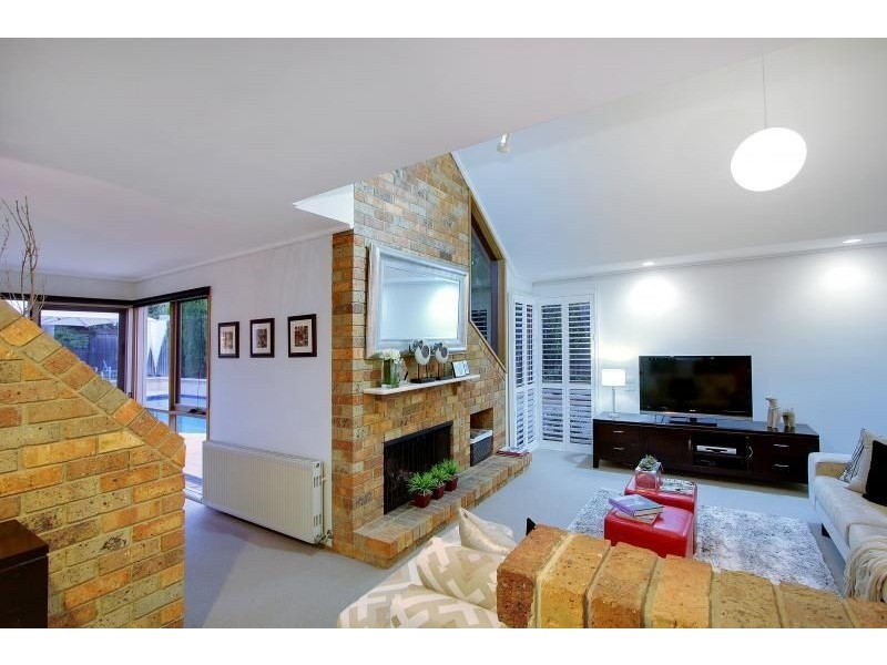 10 Rowsley Road, Mount Eliza VIC 3930