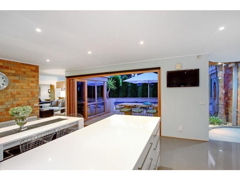 10 Rowsley Road, Mount Eliza VIC 3930