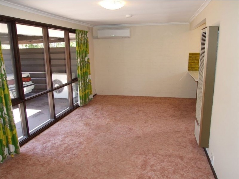 8/4 Oakland Street, Mornington VIC 3931