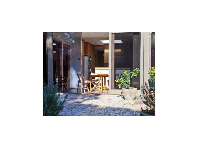 16-18 Leggatt Crescent, Mount Martha VIC 3934