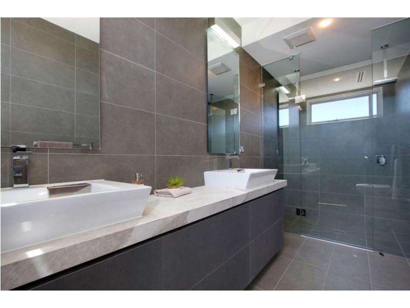 36 Clipper Quay, Safety Beach VIC 3936