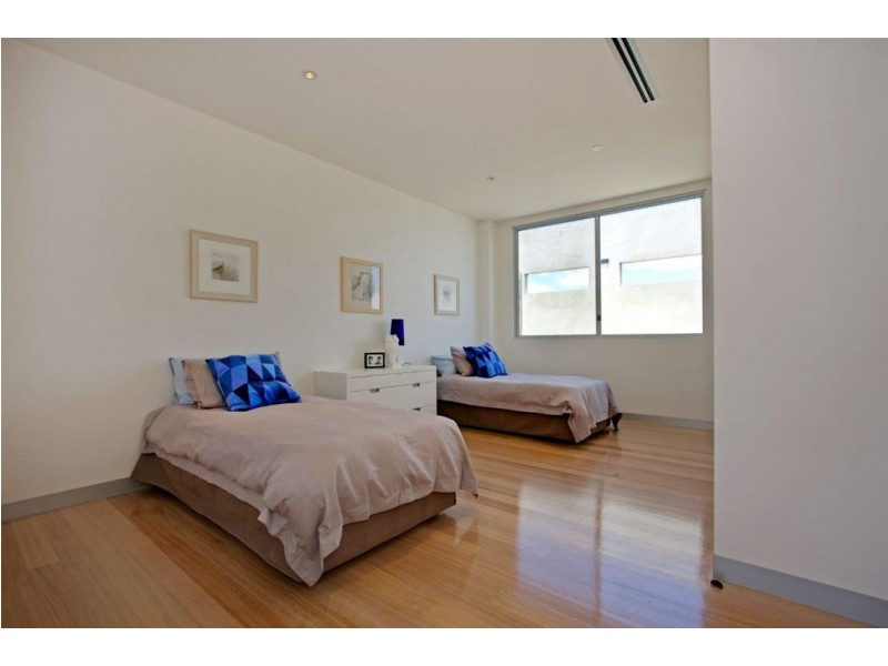 36 Clipper Quay, Safety Beach VIC 3936