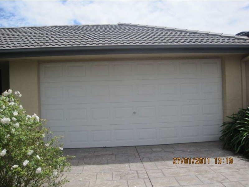 4 Beal Place, Mornington VIC 3931