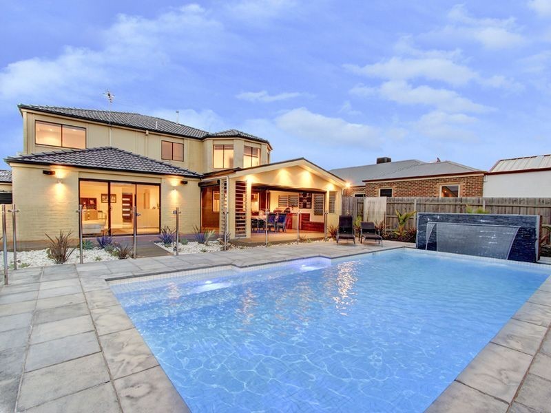 22 Ben Drive, Mornington VIC 3931