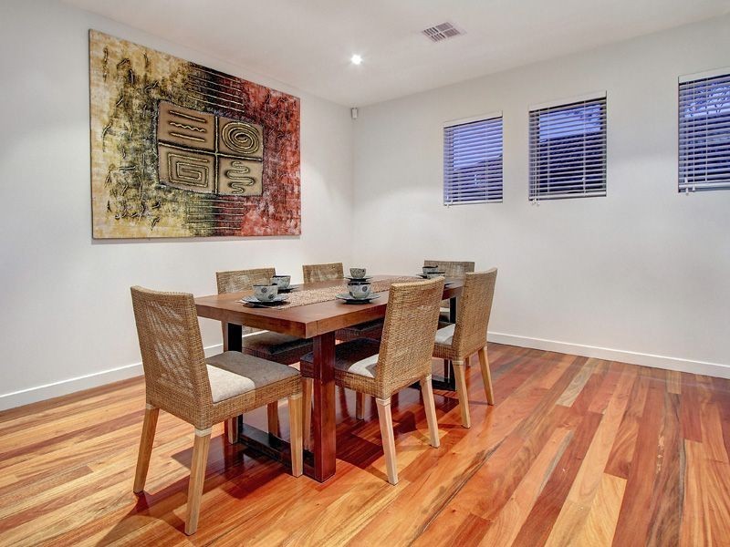2/75 Herbert Street, Mornington VIC 3931