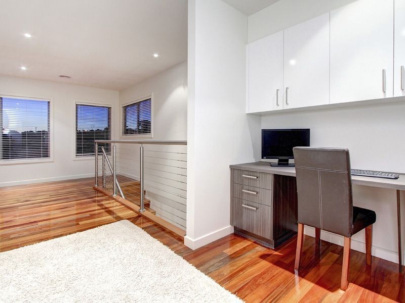 2/75 Herbert Street, Mornington VIC 3931