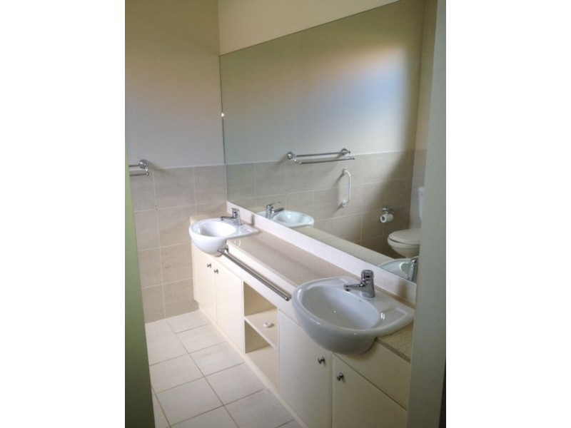 1/90 Herbert Street, Mornington VIC 3931