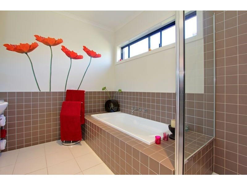 1/21 Kooyonga Grove, Mornington VIC 3931