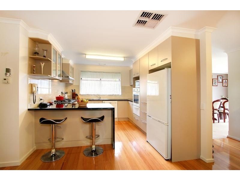 18 Benambra Street, Mornington VIC 3931