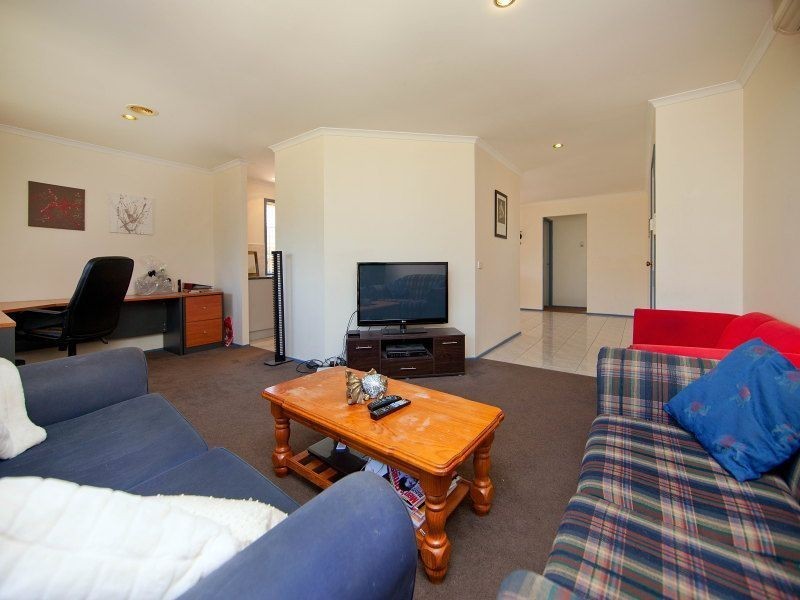 8 Baystone Court, Mount Martha VIC 3934