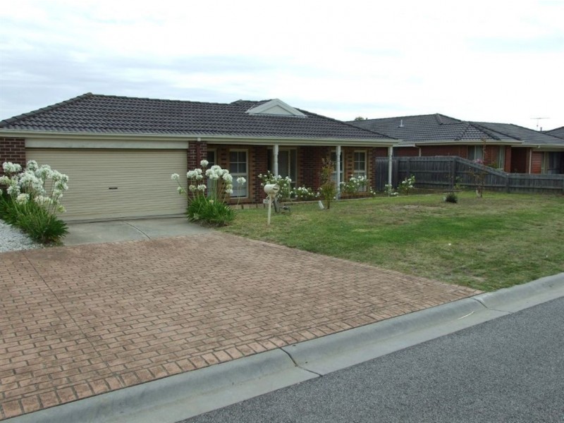 40 Caversham Drive, Mornington VIC 3931