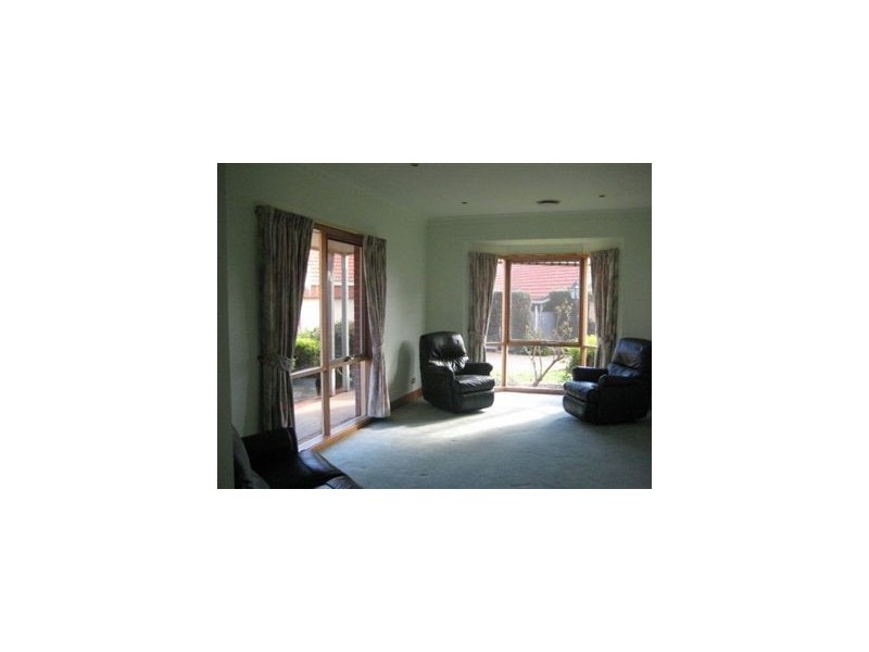 2/19 Marine Ave, Mornington VIC 3931