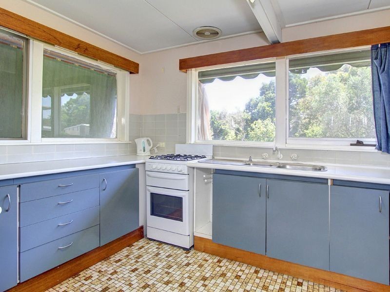 15 Knott Street, Safety Beach VIC 3936