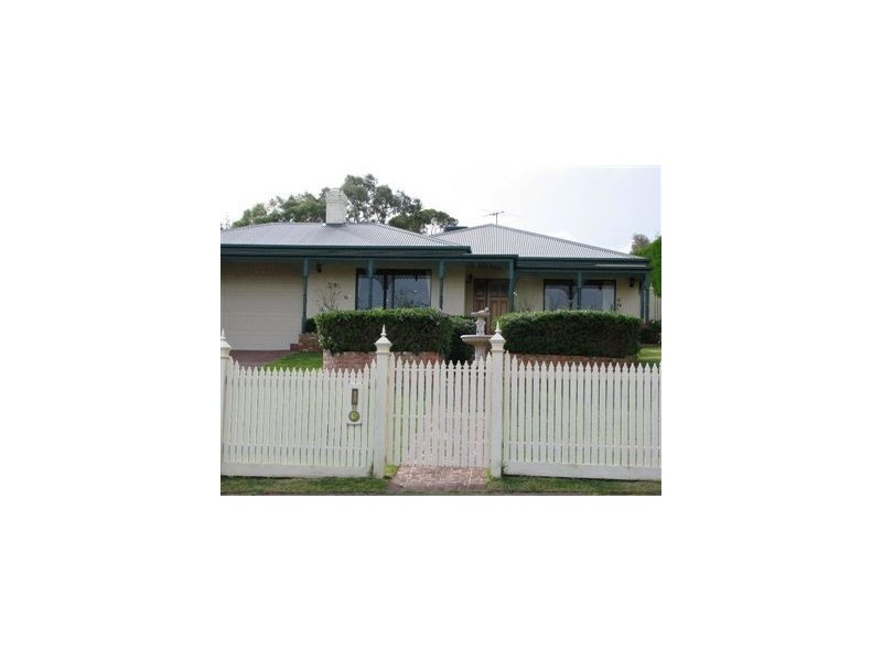 15 Silkhorn Crescent, Mount Martha VIC 3934