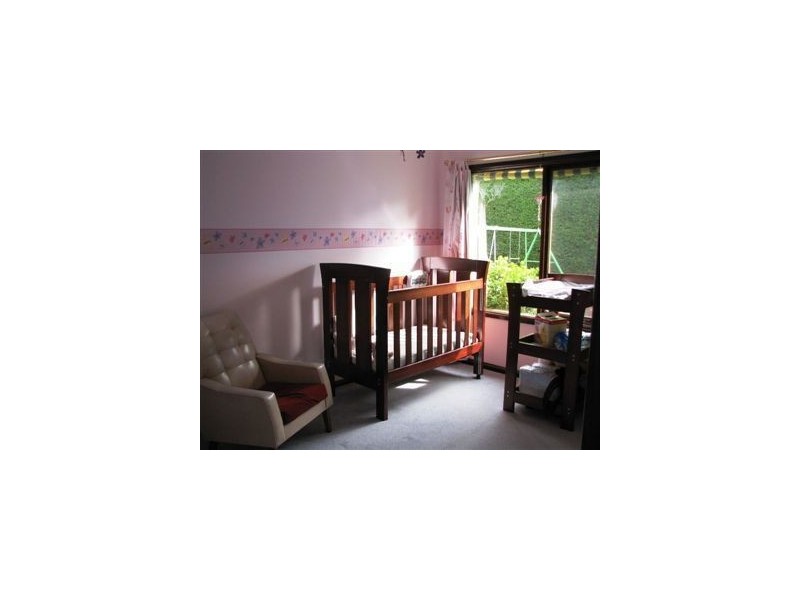 15 Silkhorn Crescent, Mount Martha VIC 3934