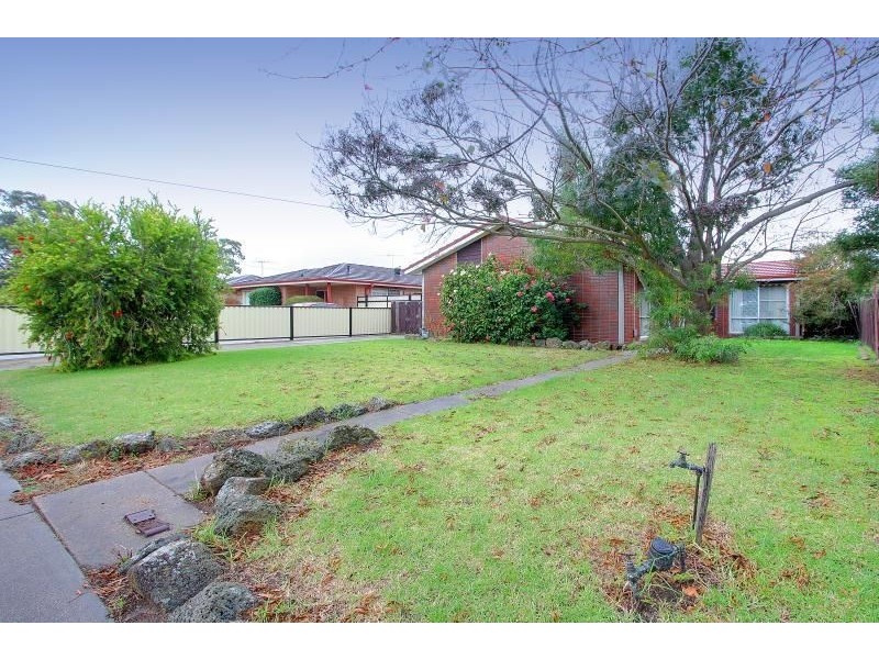 64 Robertson Drive, Mornington VIC 3931