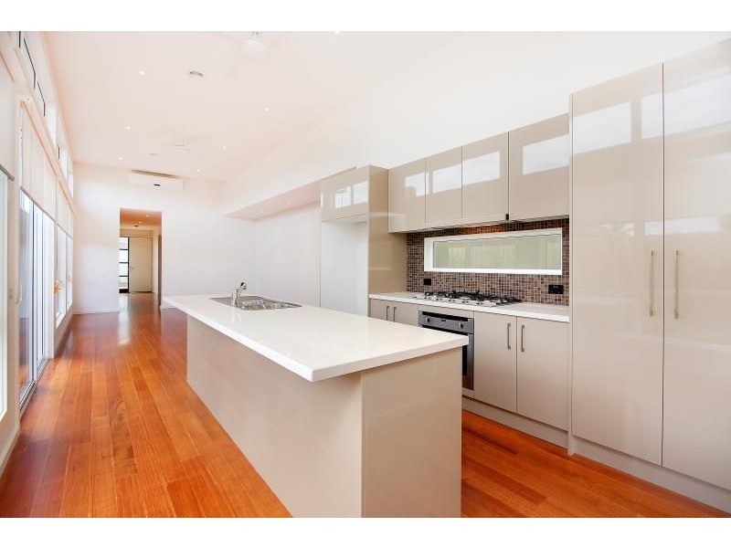 2/9 Illuka Street, Mornington VIC 3931