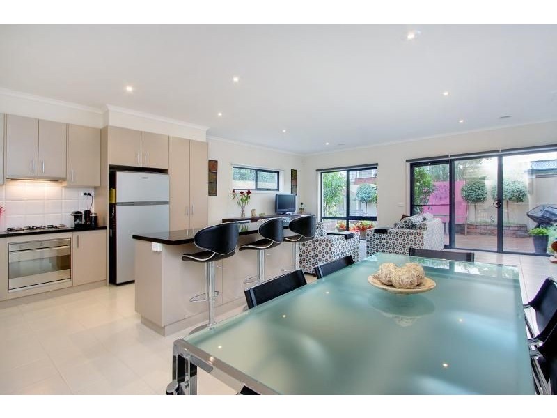 1A Perkins Street, Mornington VIC 3931