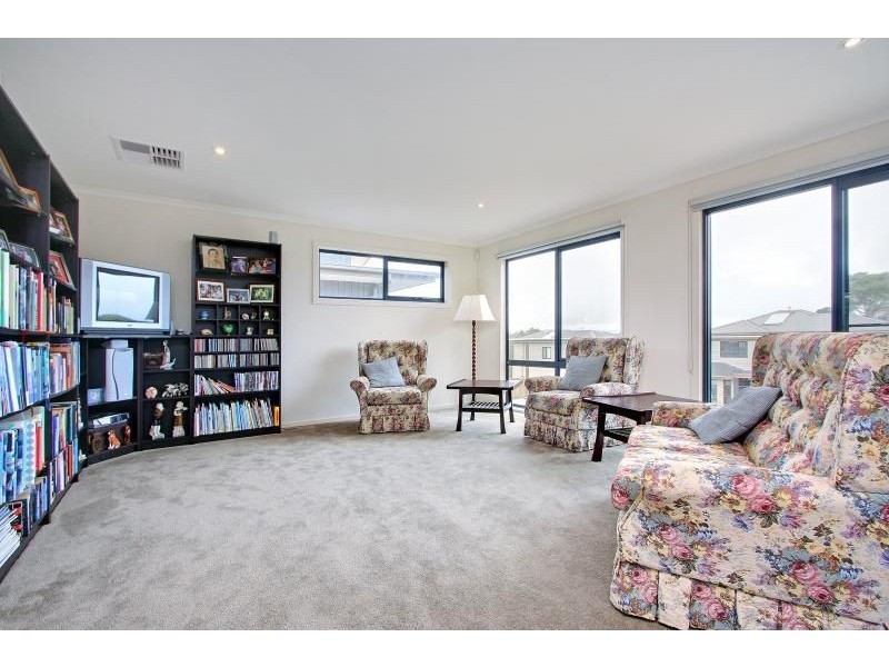 1A Perkins Street, Mornington VIC 3931
