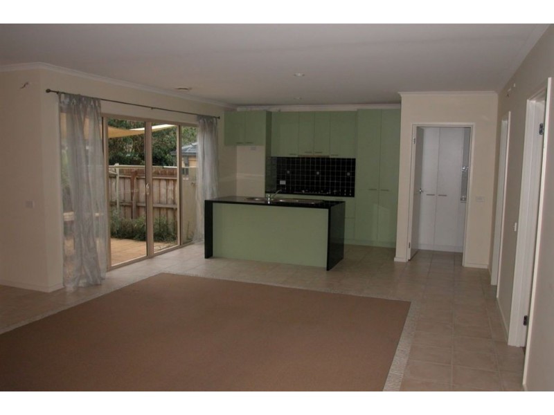 1/105 Tanti Ave, Mornington VIC 3931