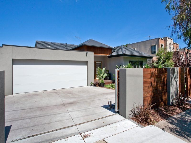 71 Hampden Street, Mornington VIC 3931