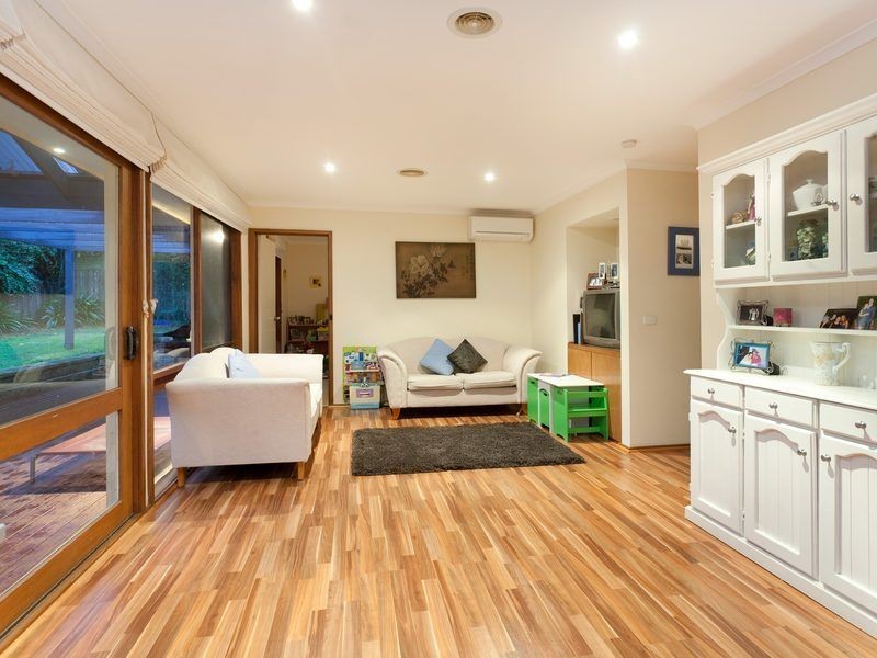 63 Autumn Crescent, Mount Eliza VIC 3930