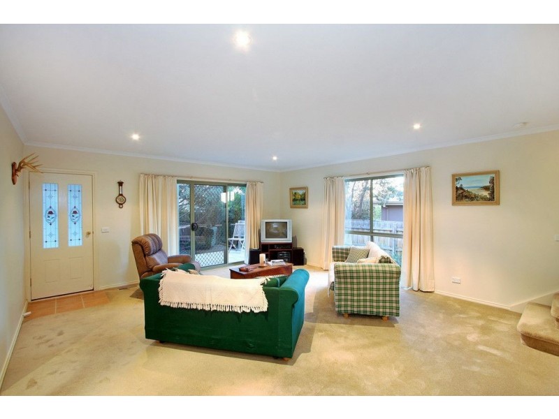23a Gleneagles Ave, Mornington VIC 3931